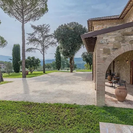 Anna Elisa 8, Emma *